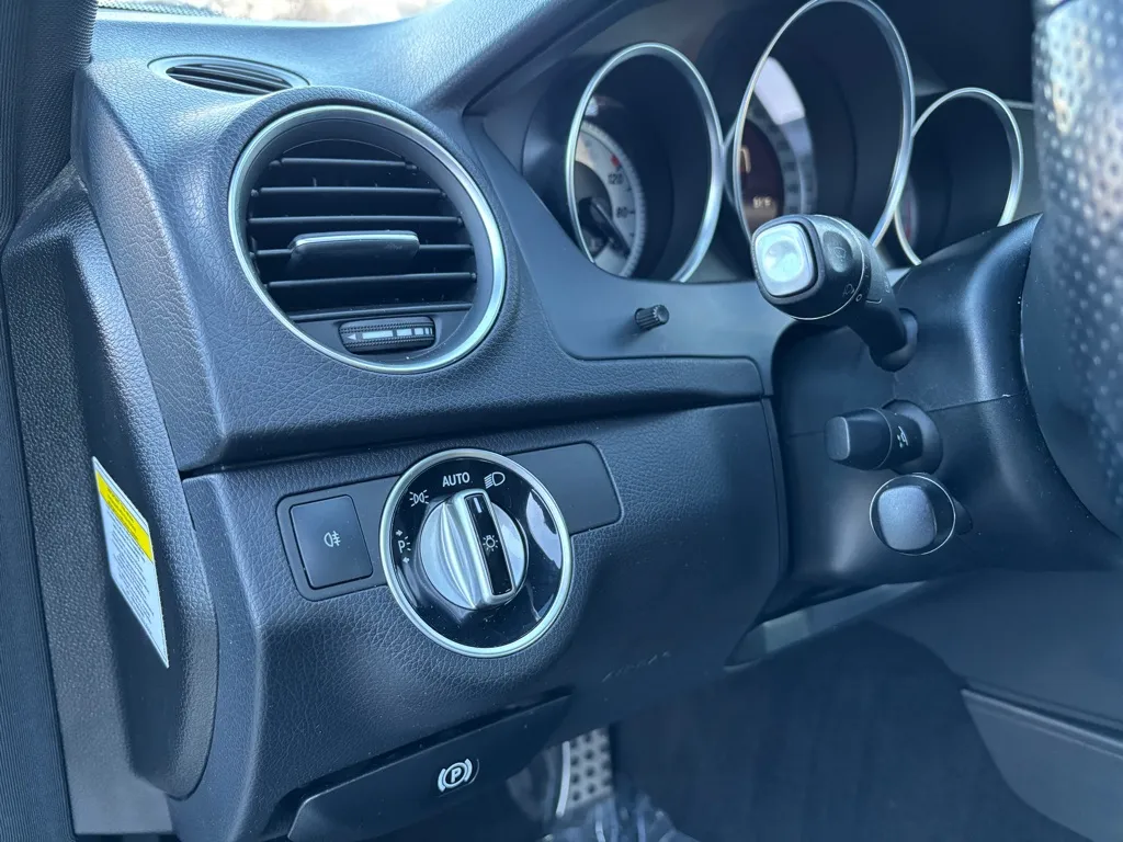 2014 Mercedes-Benz C-Class C250 Sport - Photo 31