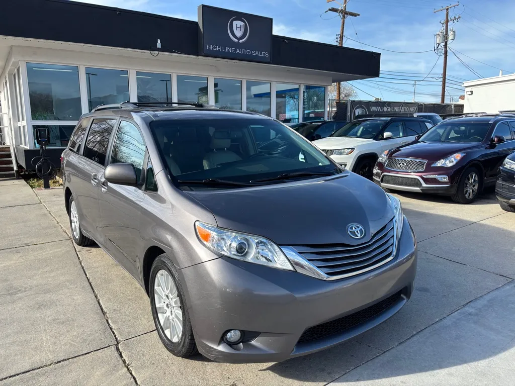 2015 Toyota Sienna