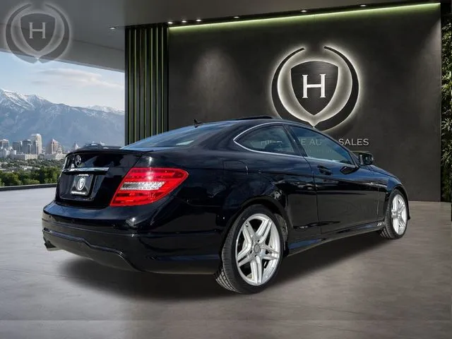 Mercedes-Benz C-Class photo 10