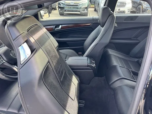 Mercedes-Benz C-Class photo 26