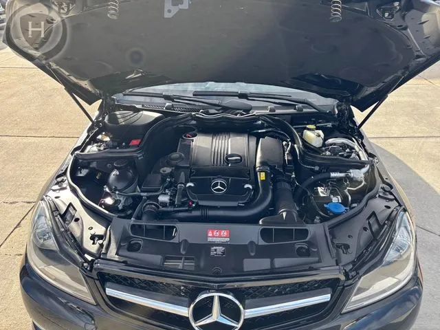 Mercedes-Benz C-Class photo 42