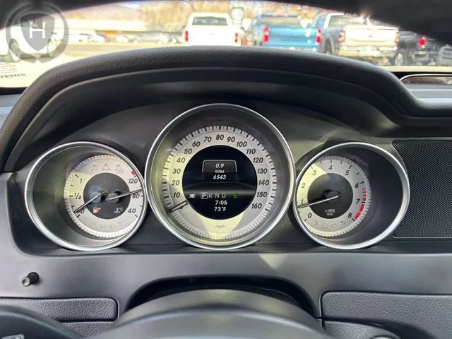 Mercedes-Benz C-Class photo 28