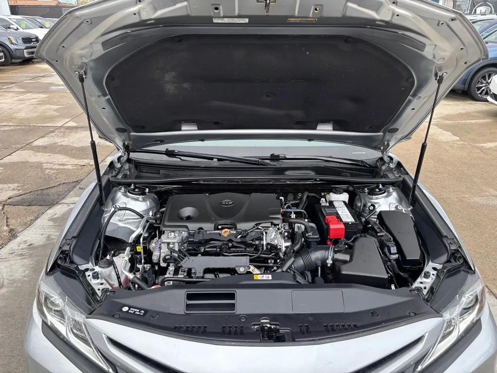 2020 Toyota Camry SE - Photo 37