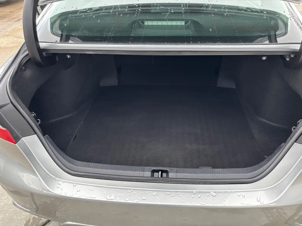 2020 Toyota Camry SE - Photo 47