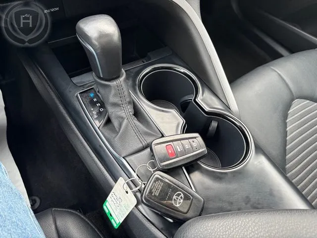 Toyota Camry photo 32
