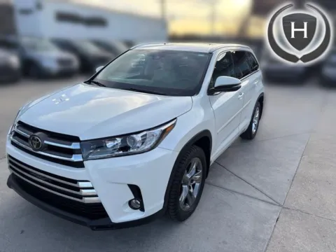 More photos of 2018 Toyota Highlander Limited at High Line Auto Sales, UT