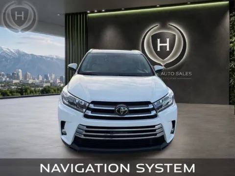 Photos of 2018 Toyota Highlander Limited for sale in Salt Lake City, UT at High Line Auto Sales