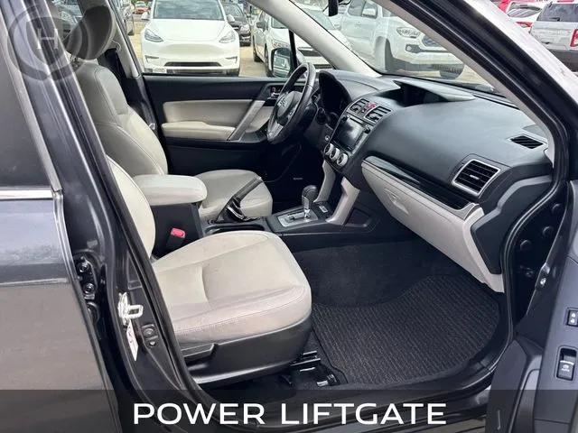 Subaru Forester photo 15