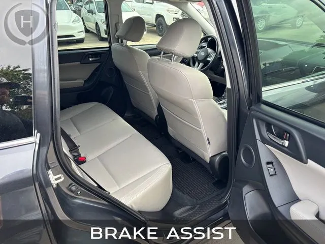 Subaru Forester photo 18