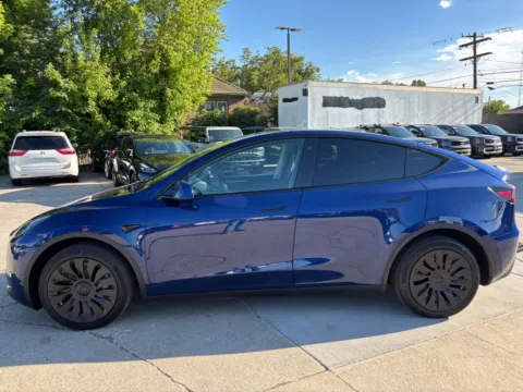 More photos of 2022 TESLA MODEL Y LONG RANGE at High Line Auto Sales, UT