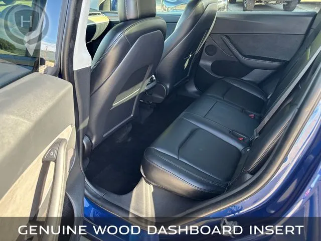 Tesla Model Y photo 21