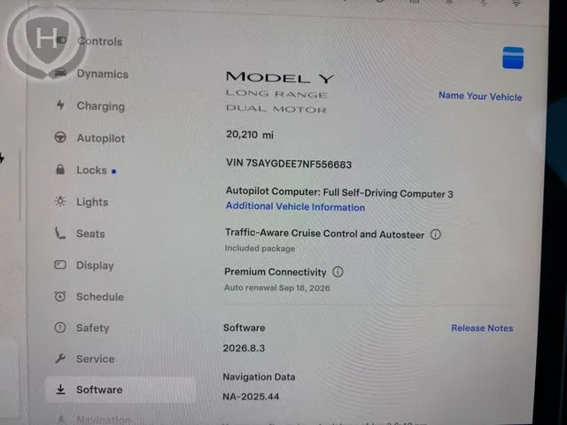 Tesla Model Y photo 33