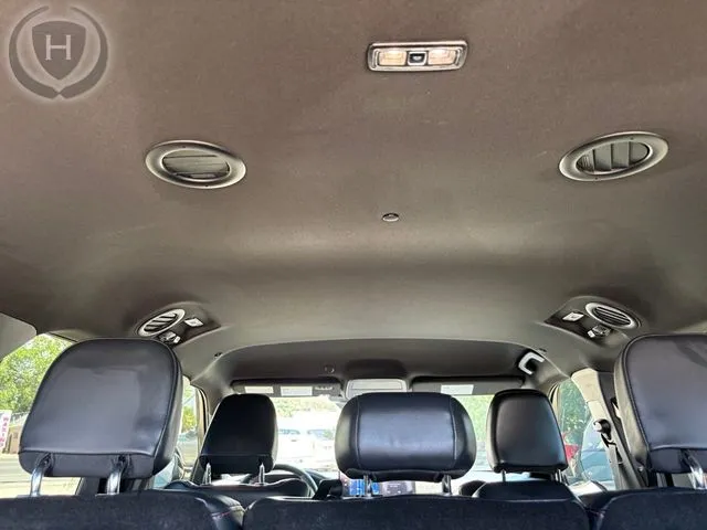 Ford Explorer photo 33