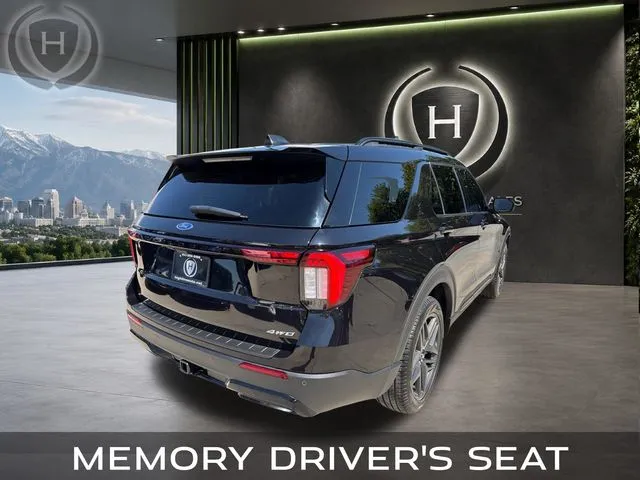 Ford Explorer photo 11