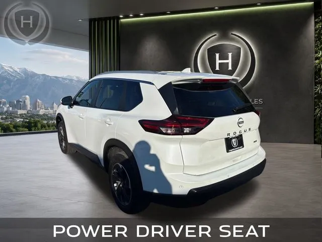 Nissan Rogue photo 9