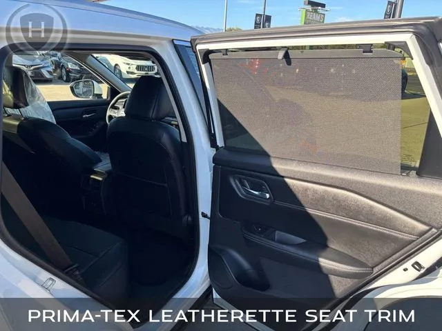 Nissan Rogue photo 23