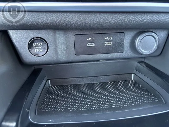 Nissan Rogue photo 42
