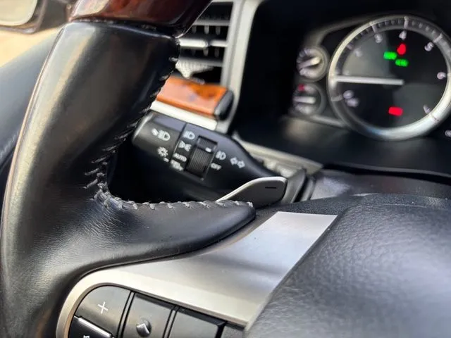 Lexus LX photo 34