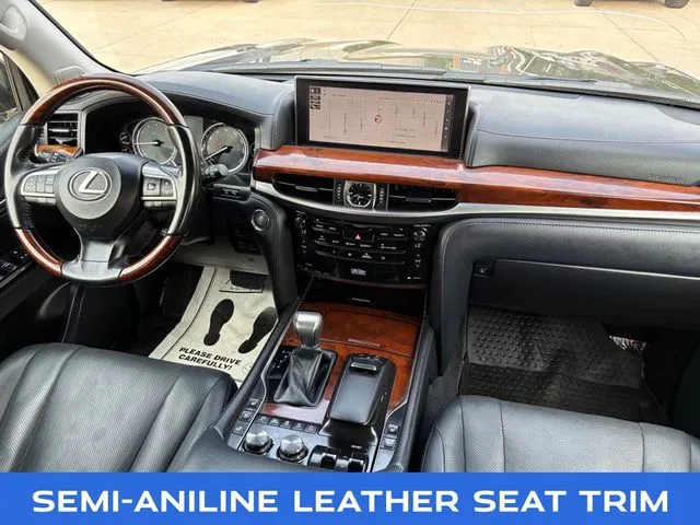Lexus LX photo 18