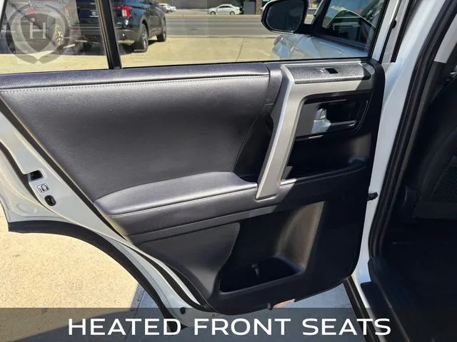 Toyota 4Runner photo 30