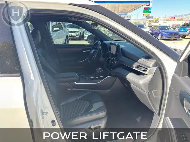 Toyota Highlander photo 15