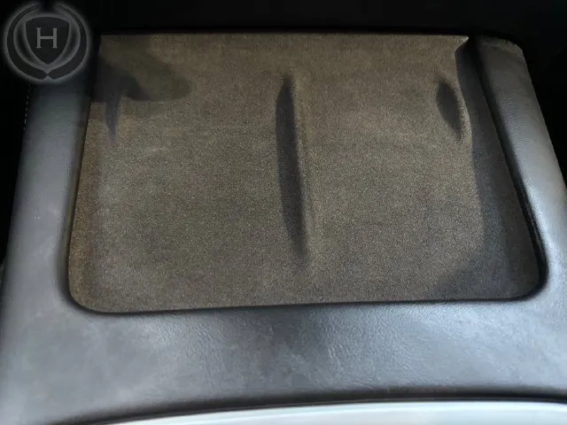 Tesla Model Y photo 36