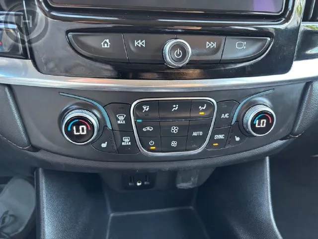 Chevrolet Traverse photo 36