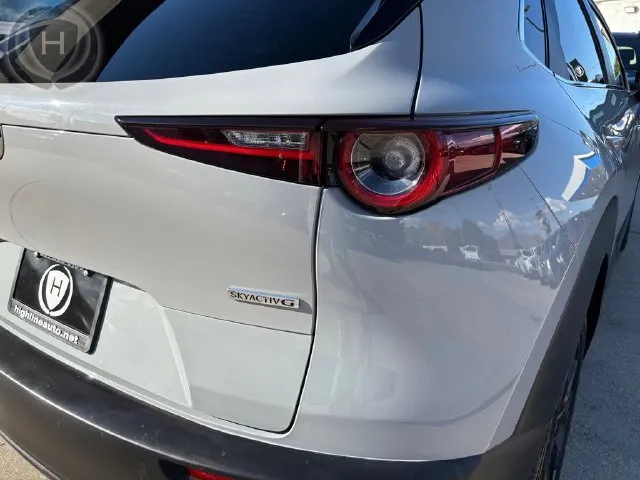 Mazda CX-30 photo 55