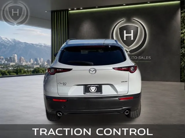 Mazda CX-30 photo 9
