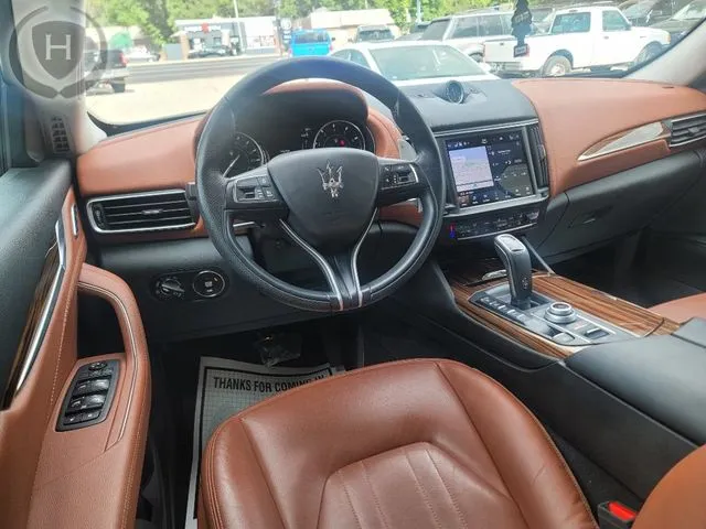 Maserati Levante photo 21