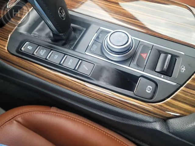 Maserati Levante photo 32