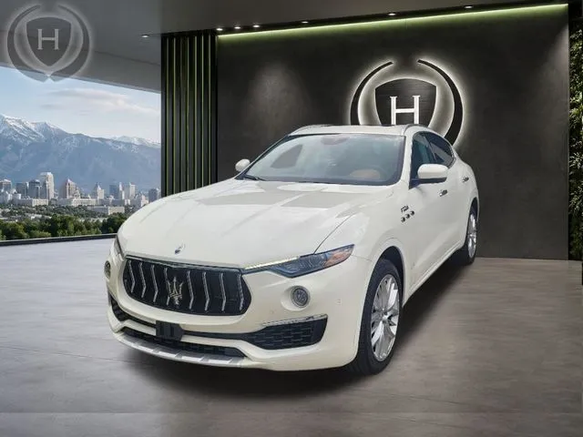 Maserati Levante photo 8