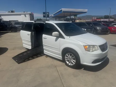 White 2017 DODGE GRAND CARAVAN SXT for sale in Salt Lake City, UT