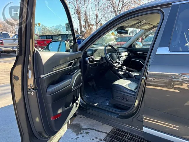 2023 Kia Telluride S - Photo 33