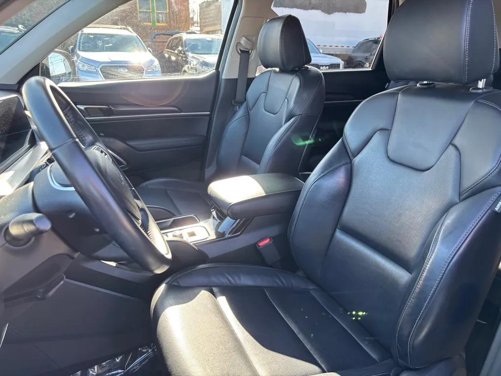 2023 Kia Telluride S - Photo 30