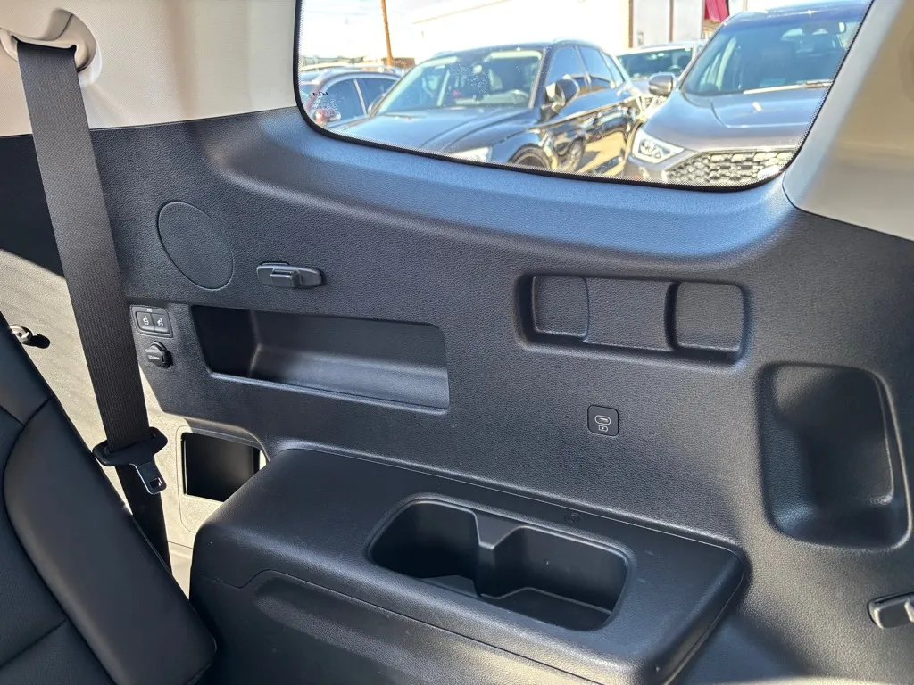 2023 Kia Telluride S - Photo 18