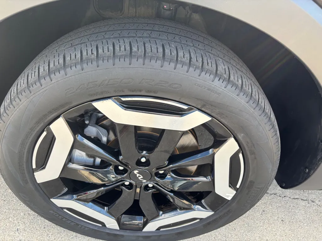 2023 Kia Telluride S - Photo 61