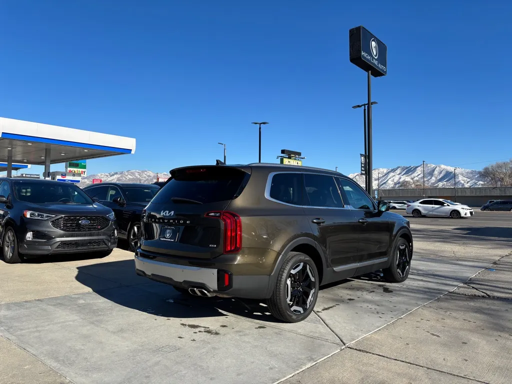 2023 Kia Telluride S - Photo 8