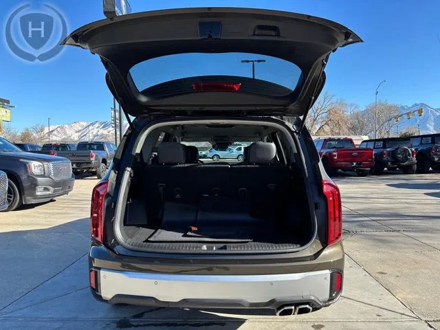 2023 Kia Telluride S - Photo 25