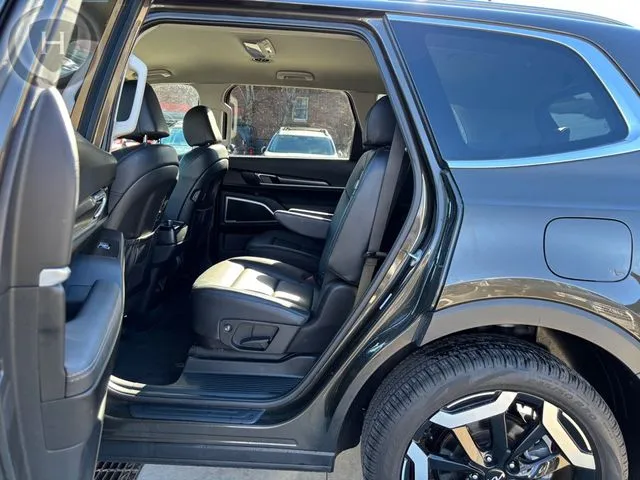 2023 Kia Telluride S - Photo 30