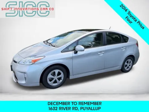 White 2014 Toyota Prius Four for sale in Puyallup, WA
