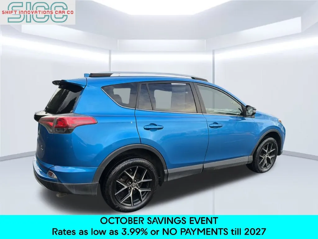 2016 Toyota RAV4 SE - Photo 6