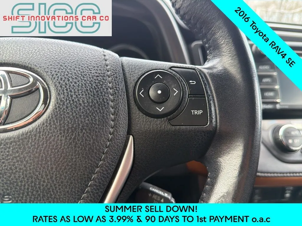 2016 Toyota RAV4 SE - Photo 13