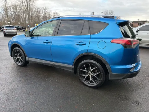 More photos of 2016 Toyota RAV4 SE at Shift Innovations Car Co, WA