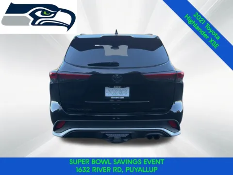 More photos of 2021 Toyota Highlander XSE at Shift Innovations Car Co, WA