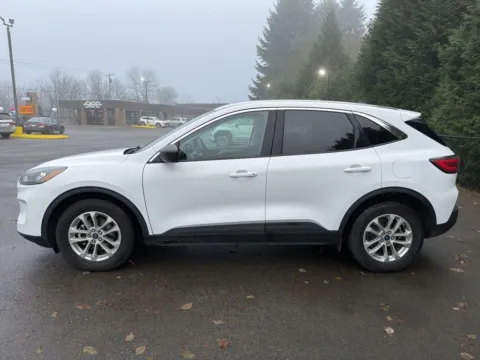 Another view of 2022 Ford Escape Hybrid SE for sale in Puyallup, WA at Shift Innovations Car Co