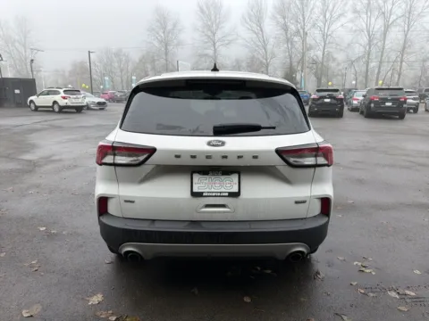 More photos of 2022 Ford Escape Hybrid SE at Shift Innovations Car Co, WA