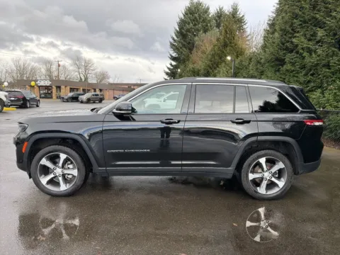Another view of 2023 Jeep Grand Cherokee Limited for sale in Puyallup, WA at Shift Innovations Car Co