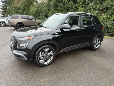 Black 2025 Hyundai Venue SEL for sale in Puyallup, WA