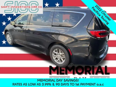 More photos of 2022 Chrysler Pacifica Touring at Shift Innovations Car Co, WA